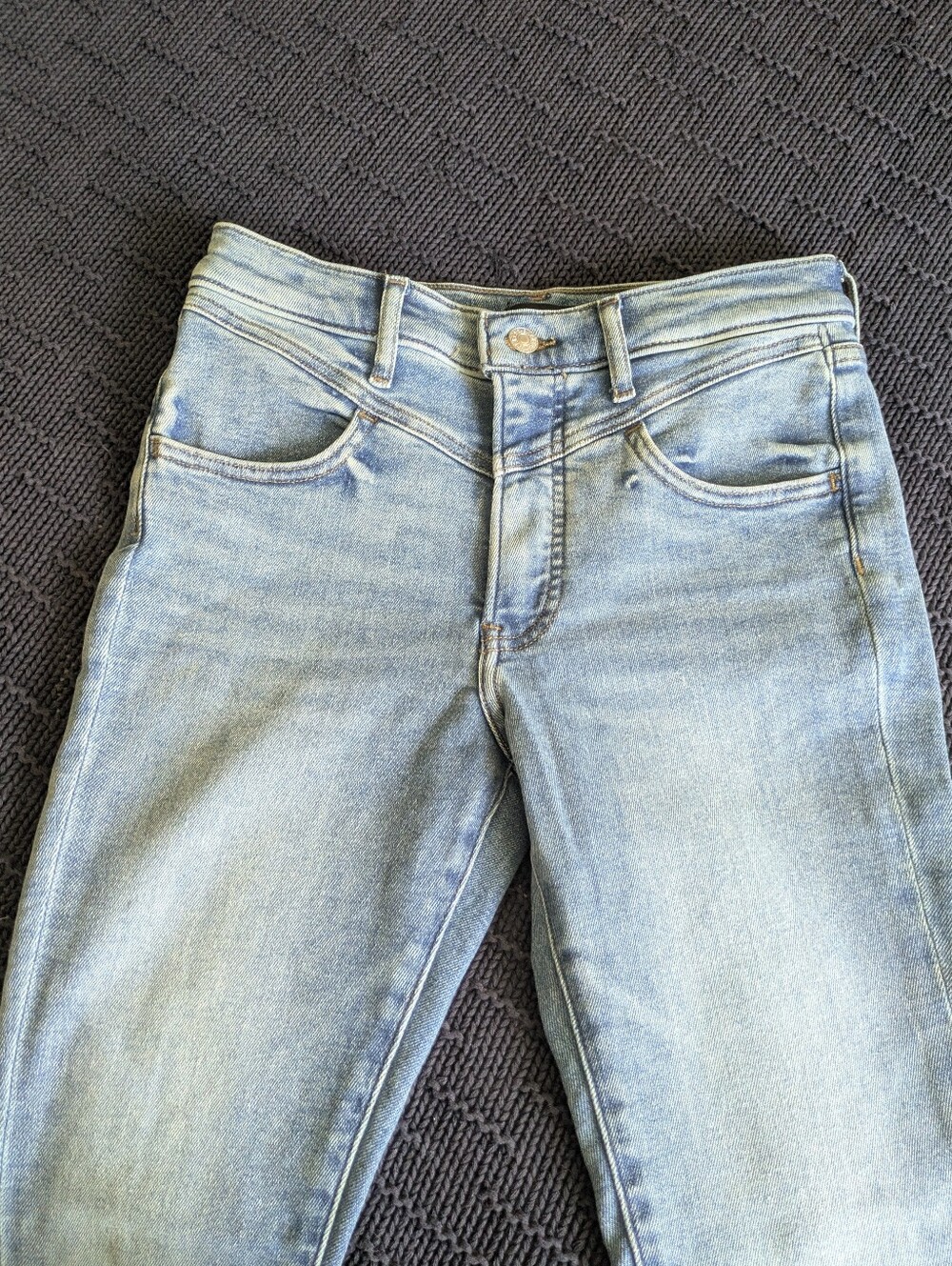Express Hi-Rise Skinny Jeans 4L